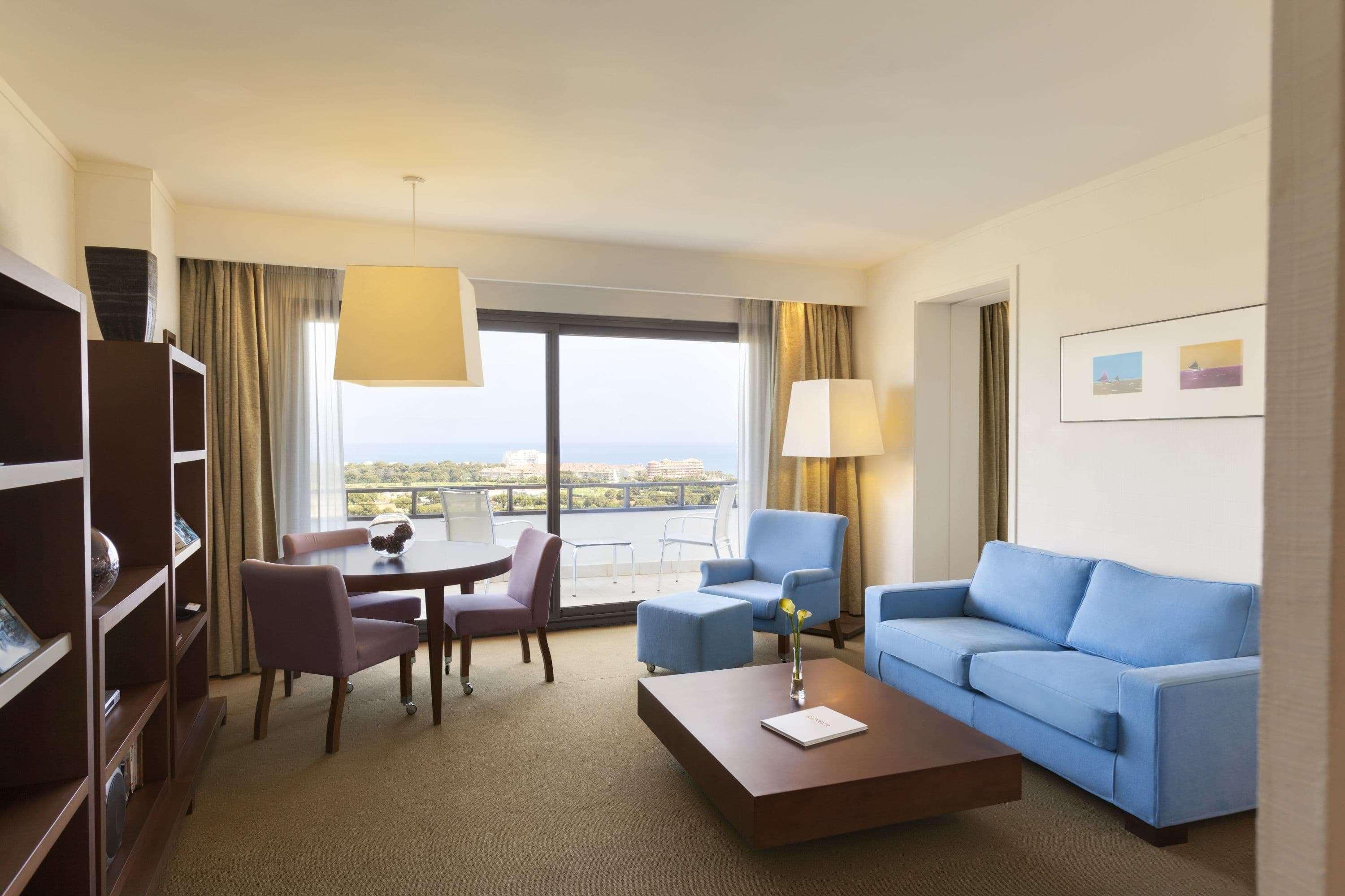 Suite Terrace,1272790588:JPEG