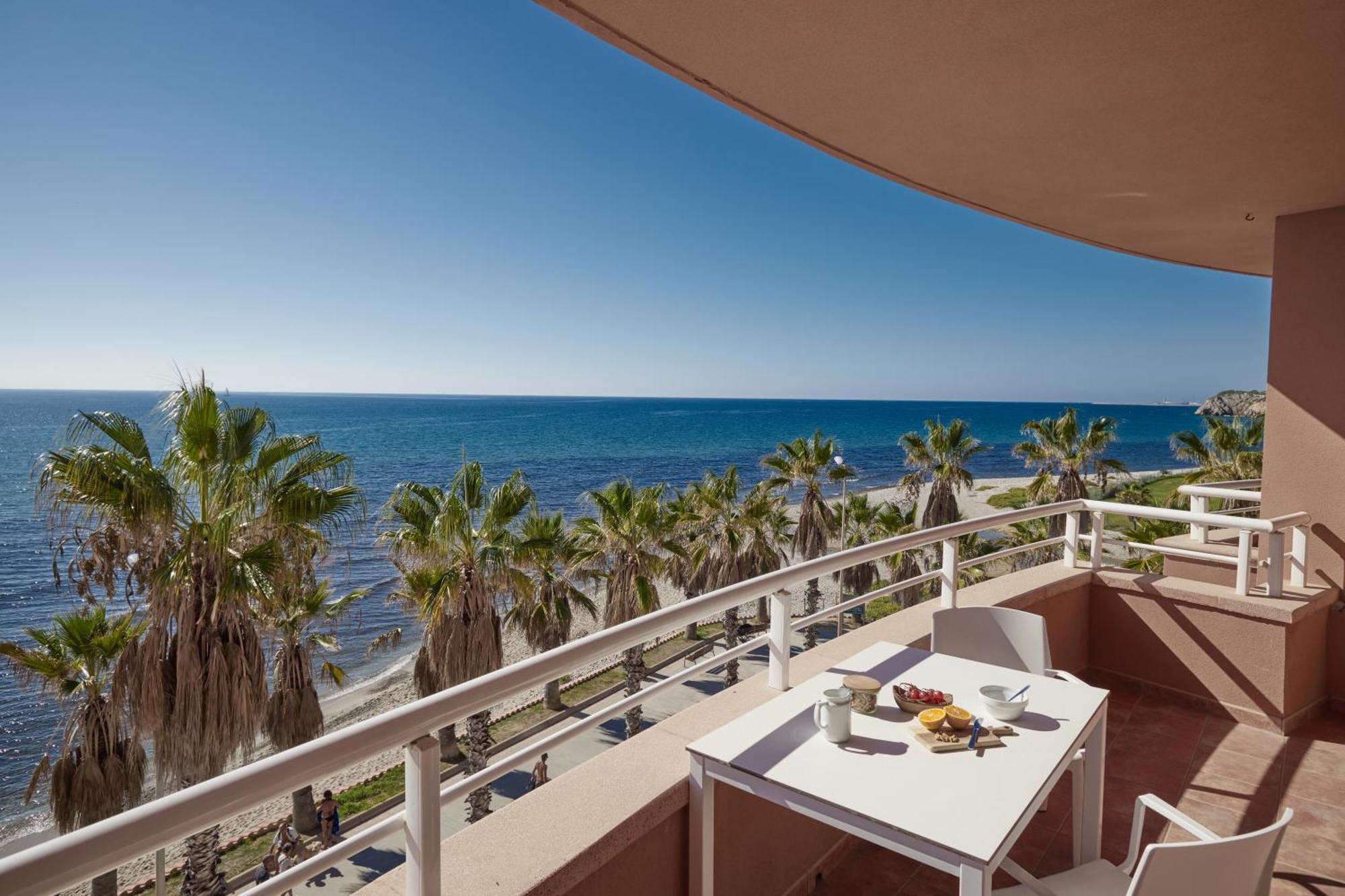 Chambre Lits Jumeaux Supérieure - Vue sur Mer (2 Adultes)