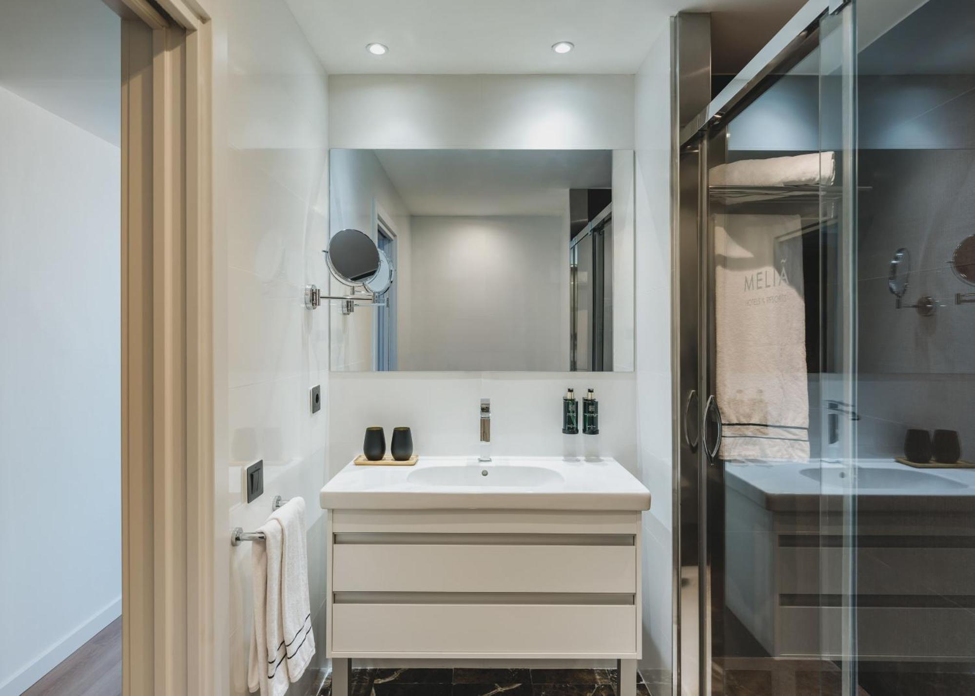 Chambre Mélia Vue Piscine